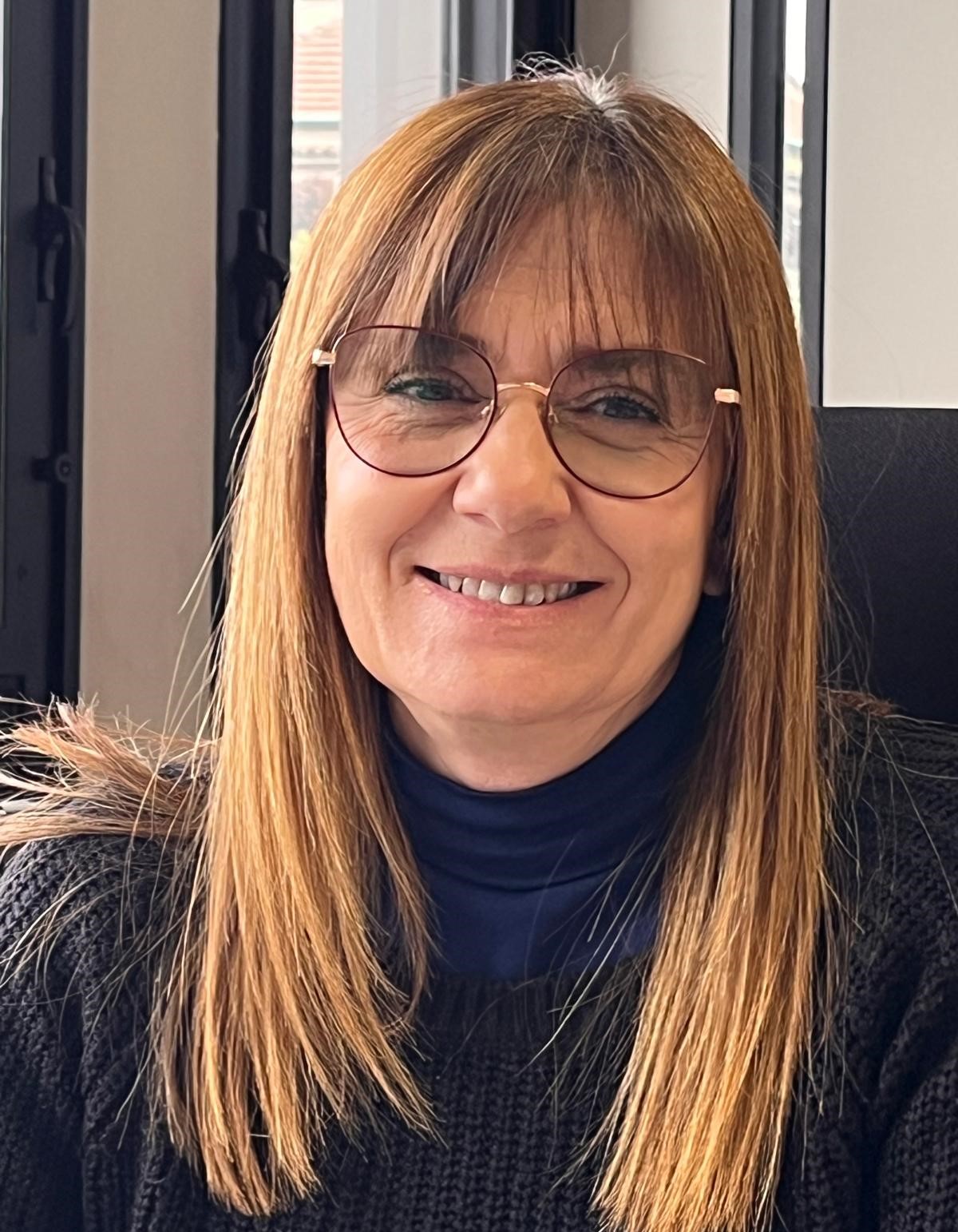 Deborah Salvaderi – Contrattualistica e segreteria generale
